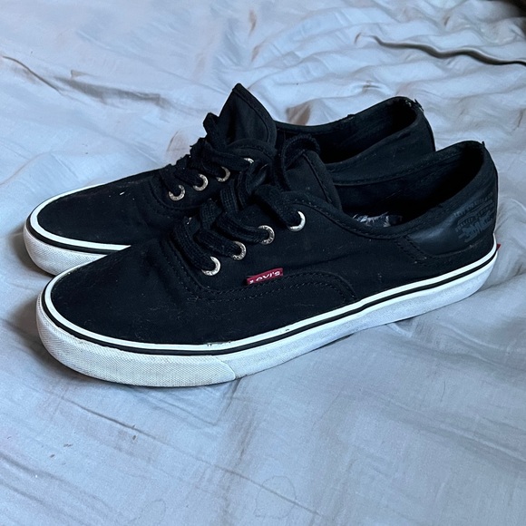 Levi's Black Canvas Sneakers with White Soles - Picture 4 of 8